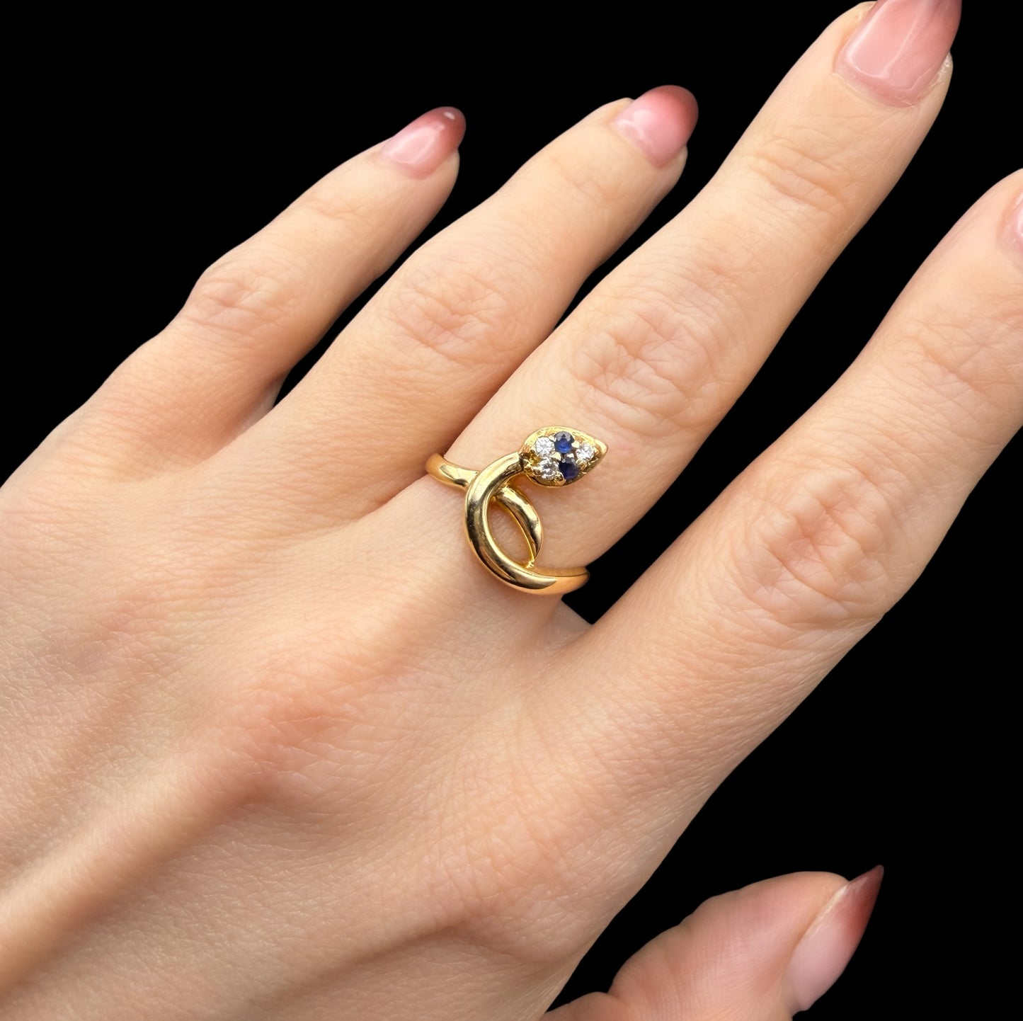 Sparkling Serpent Ring