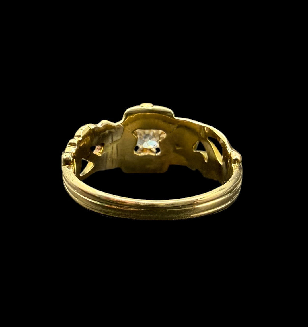Diamonds on the Vine Ring