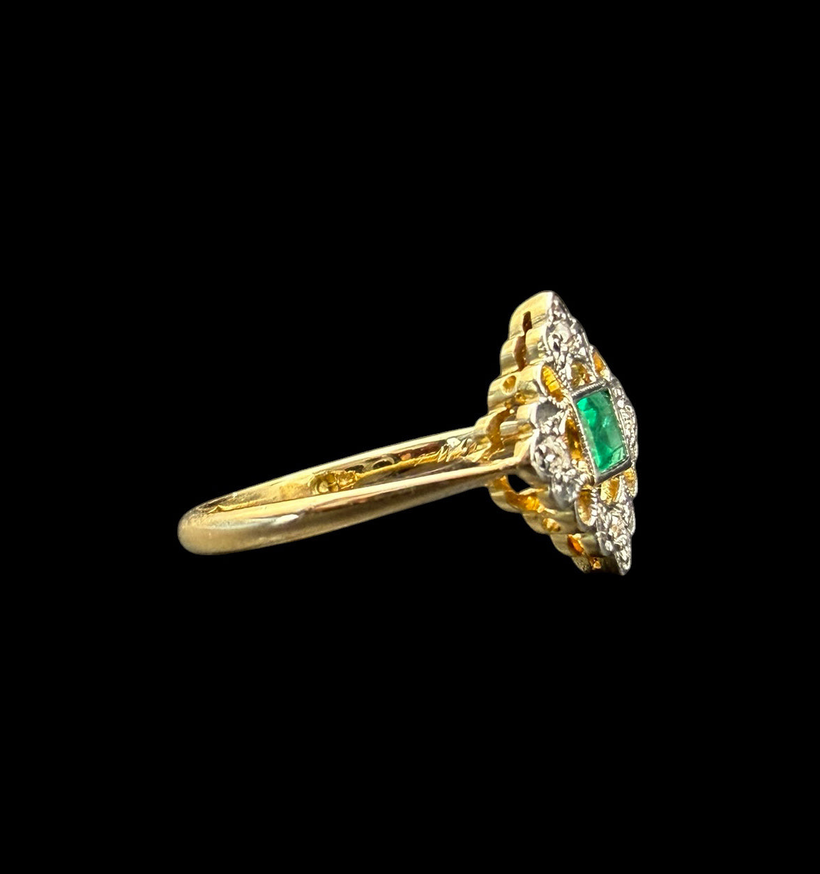 Emerald In The Ivy Ring