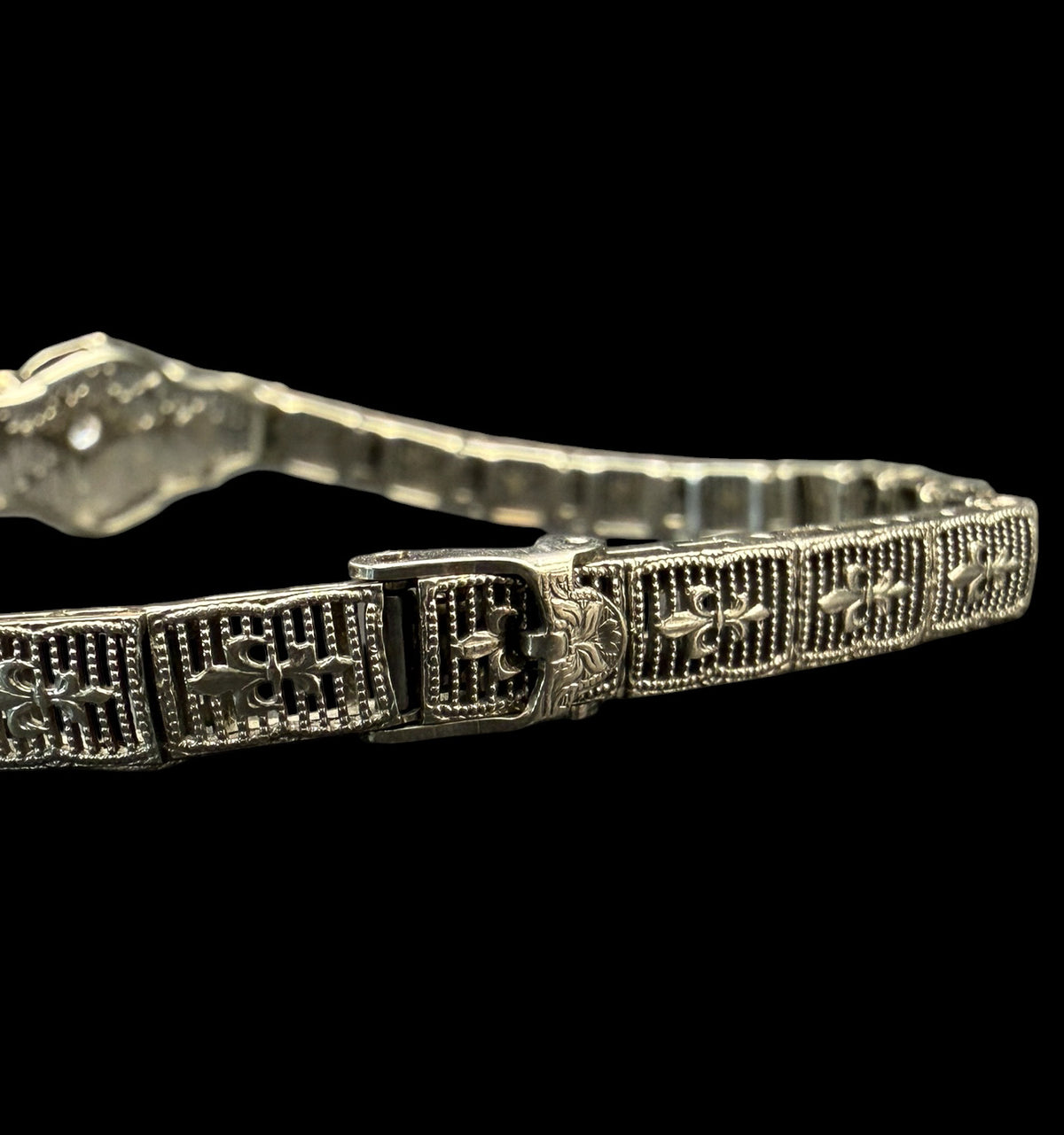 Deco Fleur De Lis Bracelet