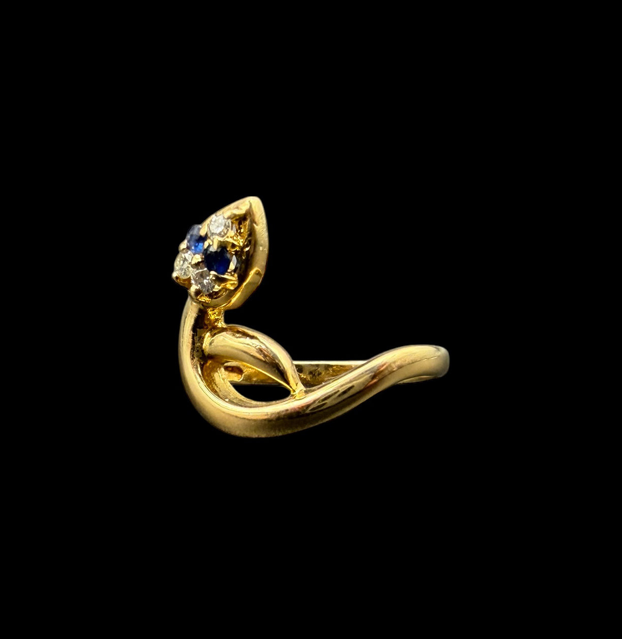 Sparkling Serpent Ring